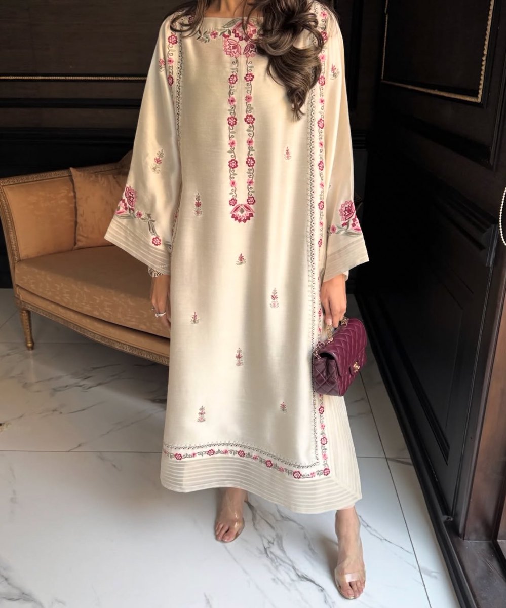 wolfxxyy's tweet image. RT @styleinour: من براند باكستاني ✨