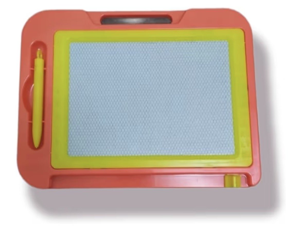 AlienBeylor 🐝✨ tweet media