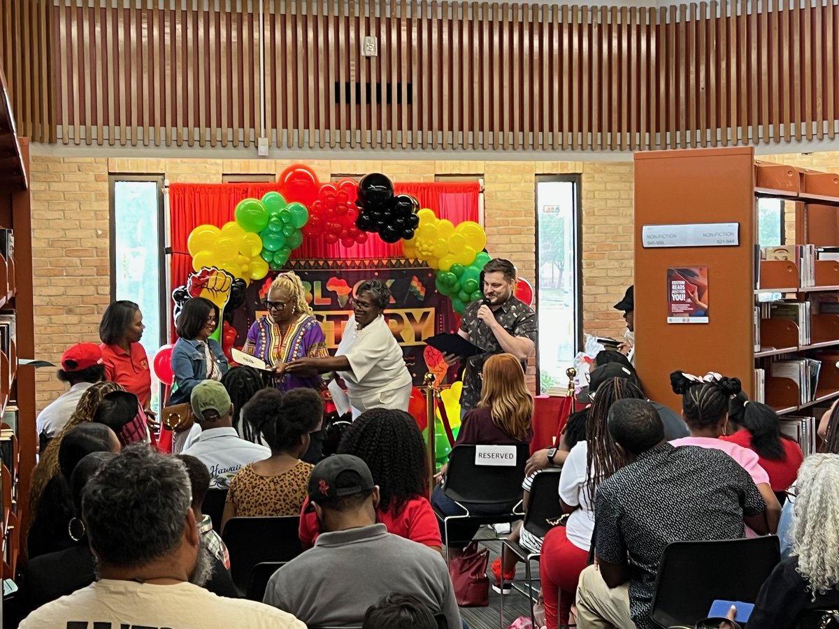 Hoffman College Prep tweet media