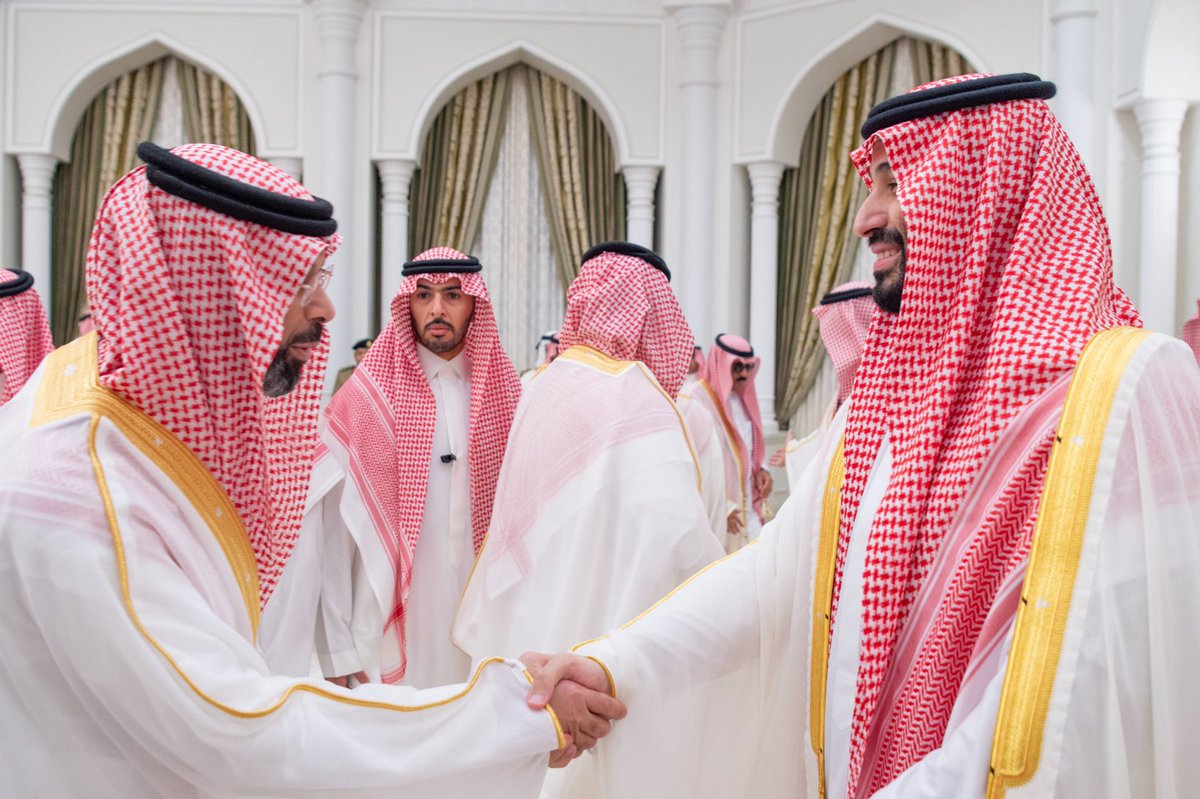 dremad06's tweet photo. تشرفت بالسلام على سمو ولي العهد الأمير محمد بن سلمان – رعاه الله – في المدينة المنورة. لحظة فخر أعتز بها. حفظه الله وسدد خطاه 🇸🇦 https://t.co/0kF9WyaLeo