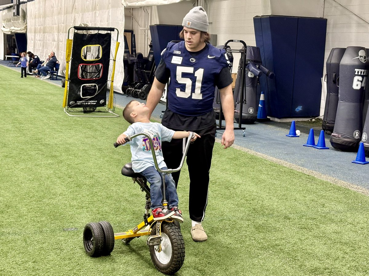 Tyler Donohue tweet media