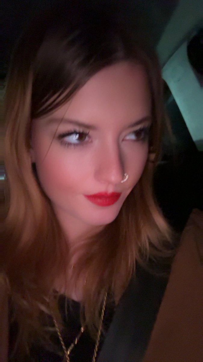 Hab freie Plätze für Dackels 😌😮‍💨💸🐶
#findom #findompaypig #findomloser #findomnation #paypic #zahlschwein #zahlen #bezahlen #findomcash