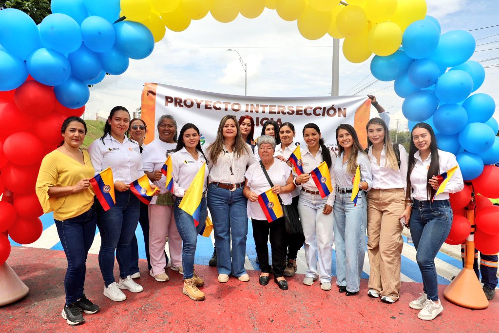 Mafe Rojas tweet media