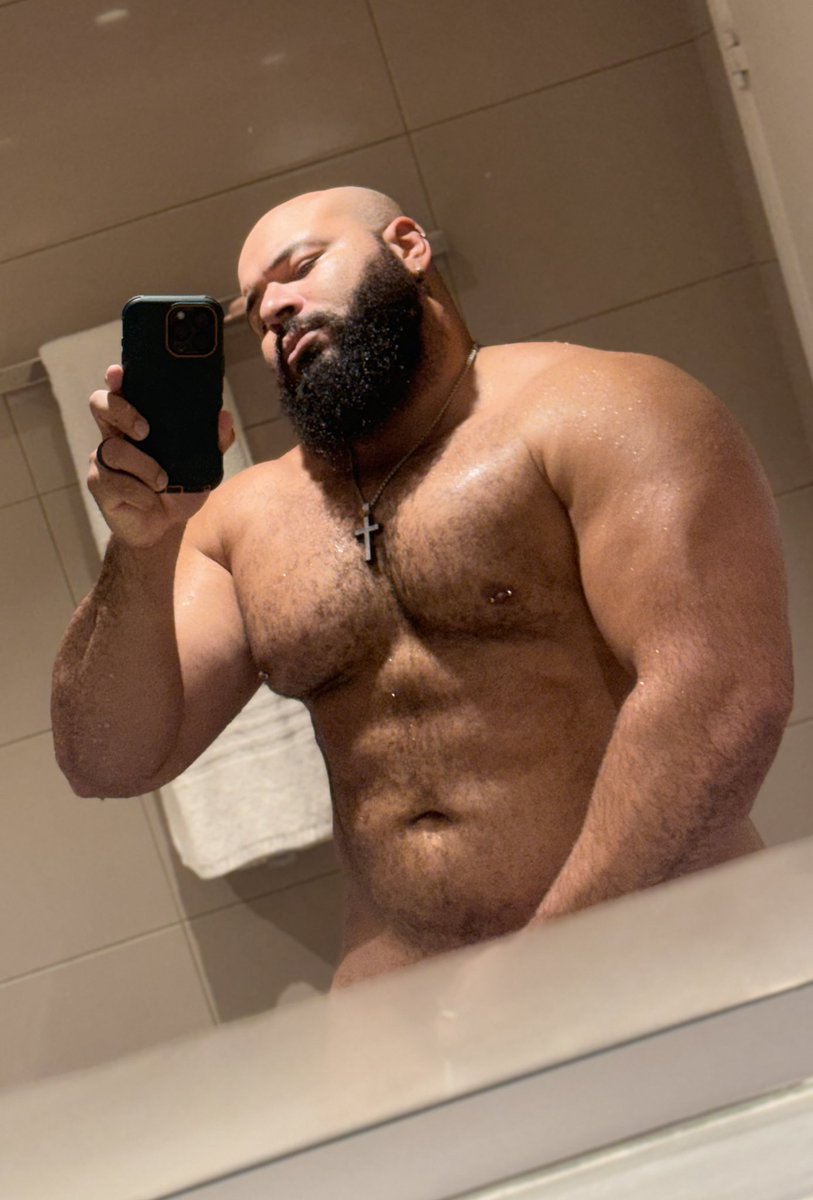 Kyle the Tiger tweet media