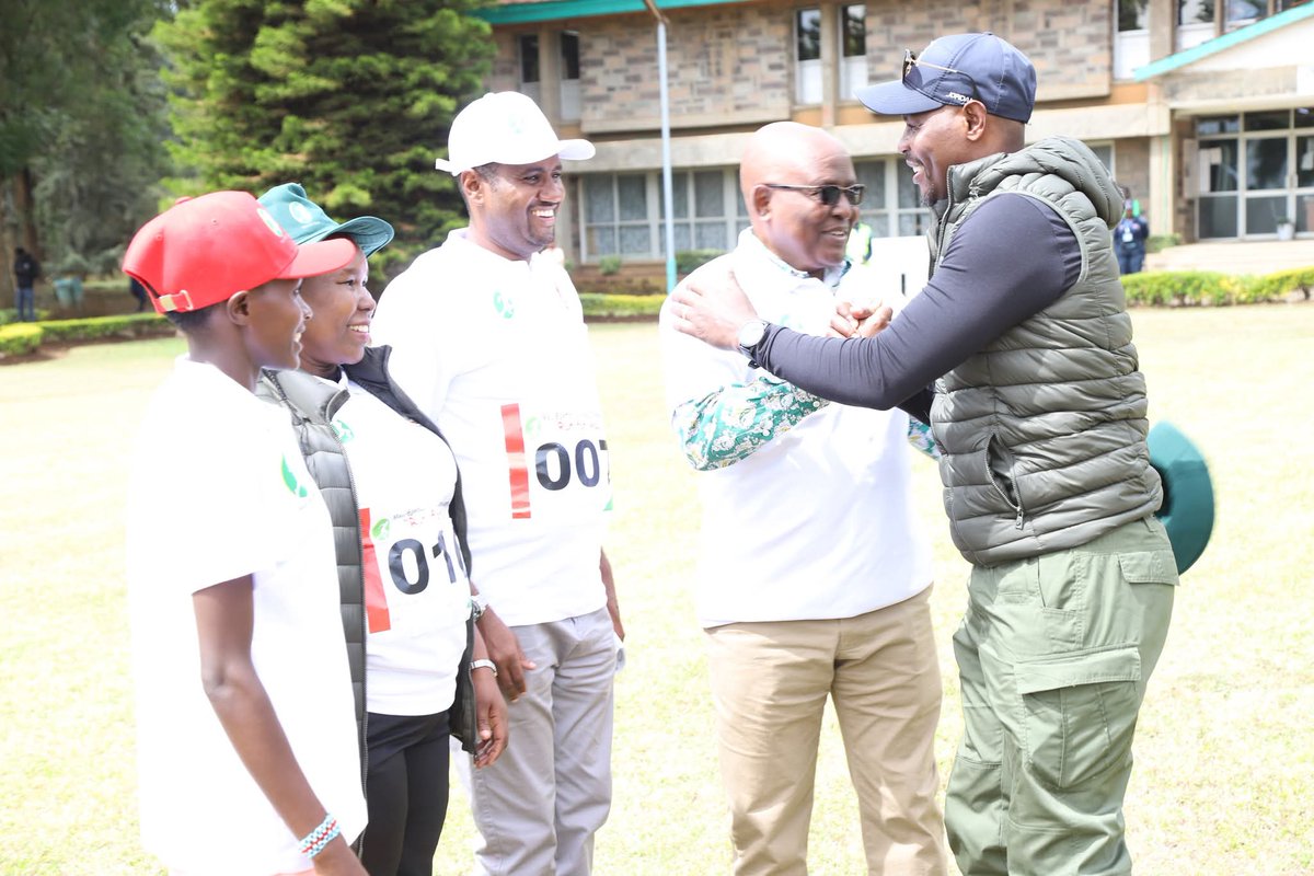 egertonunikenya's tweet photo. VC Prof. Isaac Kibwage received PS Environment Eng. Festus Ng’eno, Patron of the Mau Forest Complex–Integrated Conservation and Livelihoods Improvement Programme (MFC-ICLIP). Joined by University leaders, Njoro officials, Athletics Kenya and Brand Ambassador Purity Chepkirui.
1/2 https://t.co/oEQtDV68iU