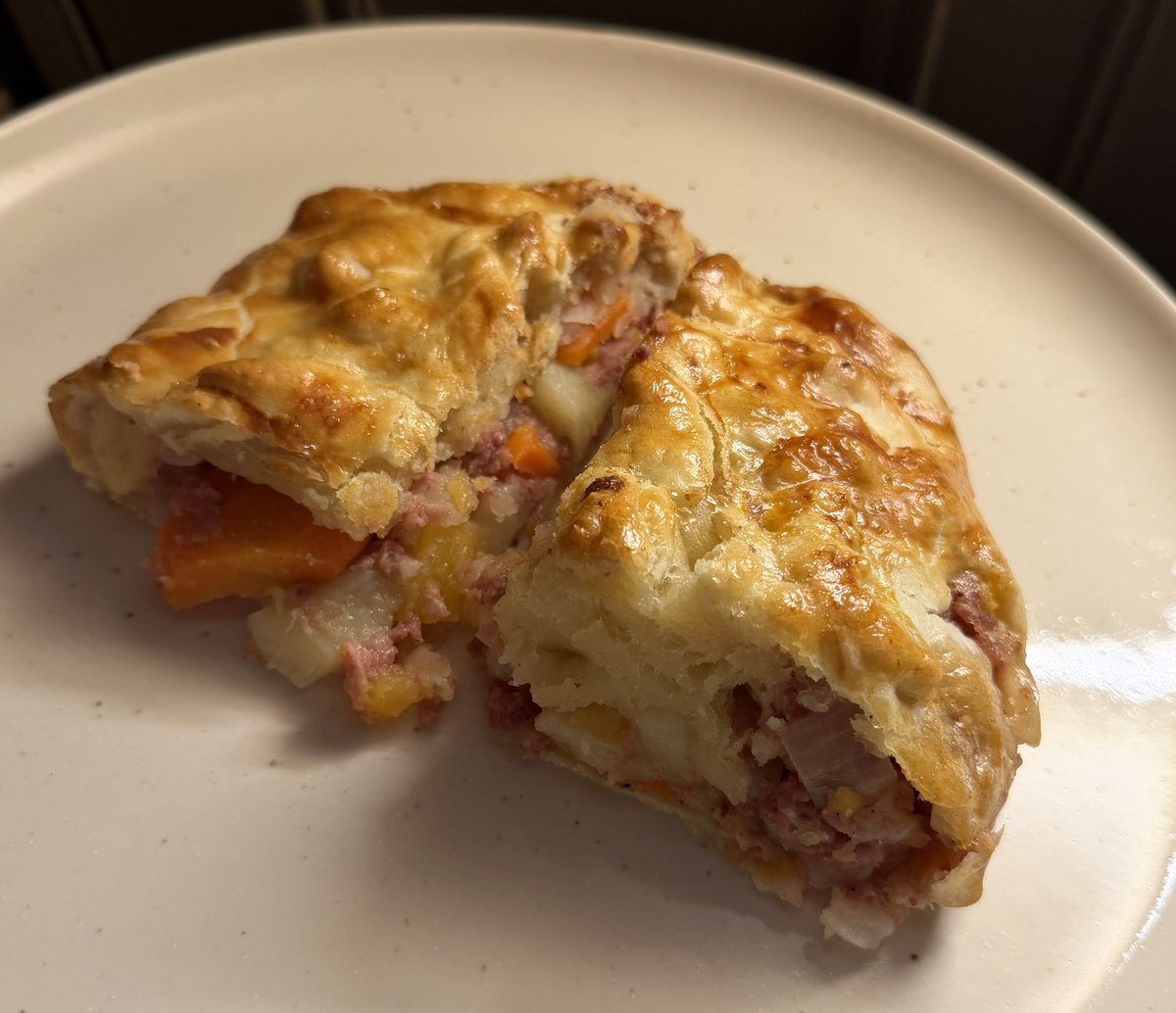 rly cool girl tweet media