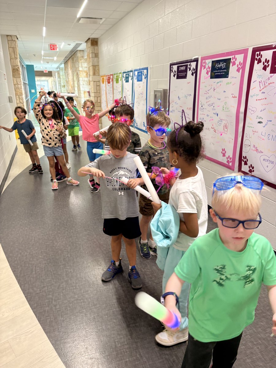 Christina Chung tweet media