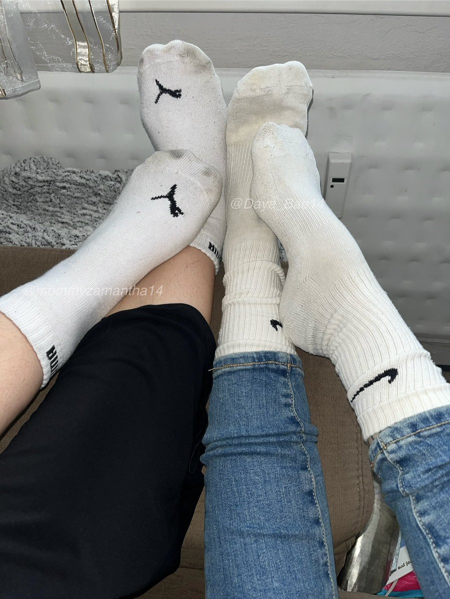 Mom&amp;Daughter worn socks pack available soon 🚨🚨🚨
Still wearing them ☺️
They will be 10days worn!! 
10/10dirty
10/10 smell
Reserve them now 😊