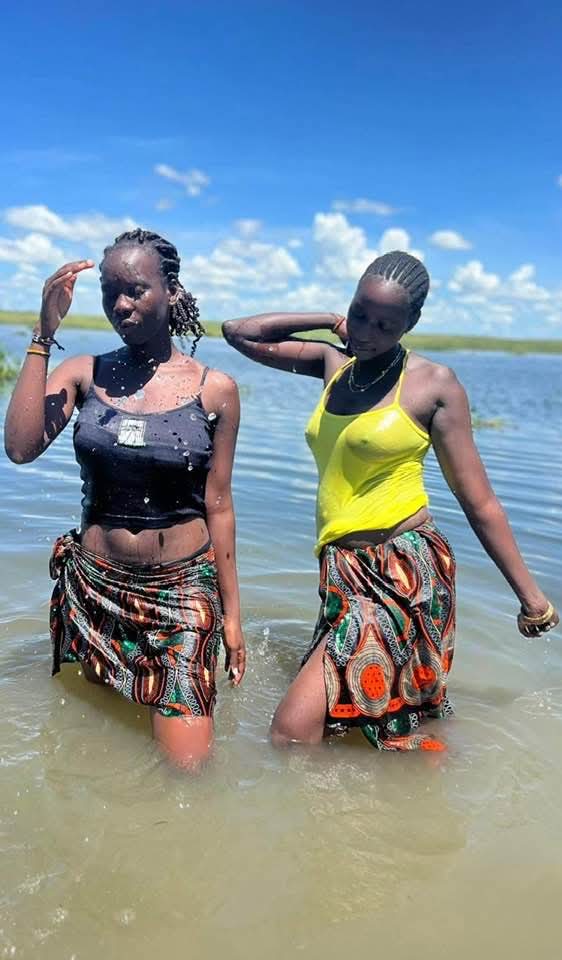 bryan_arinaitwe's tweet image. RT @zoomafrika1: They're enjoying the beauty of River Nile in Uganda 🩵