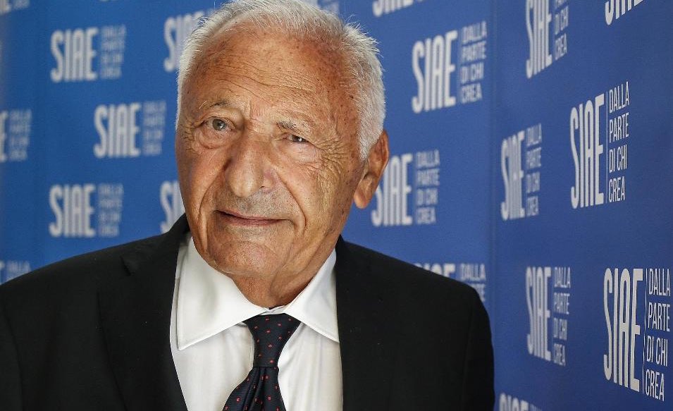 A #Sanremo2026  verranno consegnati i Premi alla Carriera a Fausto Leali, Mogol e Caterina Caselli.
Lo ha appena annunciato Carlo Conti al TG1.

#TG1