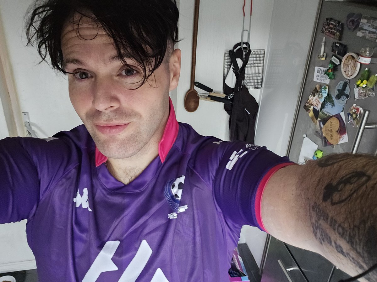 <a href="/BedfordTown/">Bedford Town FC</a> Could be...
Could be with big <a href="/ashmore77/">Nathan Ashmore</a> back between the sticks
Nice to see him wear the purple too