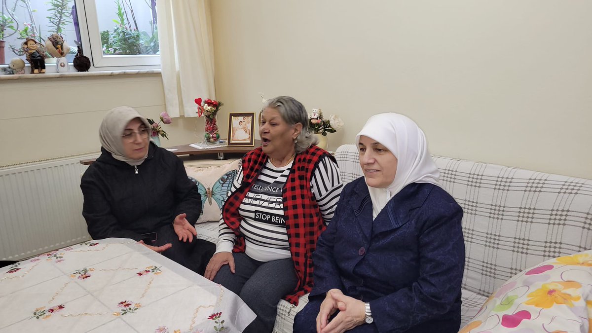 İl Sorumlumuz <a href="/ikoo76/">İlknur Arı (Yılmaz)🇹🇷</a> , başkanımız ve <a href="/NurdanOzavc/">Nurdan Özavcı 🇹🇷</a> Başkanımız ile birlikte Ramazan’ın bereketini ve kardeşlik iklimini hanelerimize taşıdık.

Gönül kapılarını çaldık, samimi sohbetlerle birliğimizi pekiştirdik Ramazan’ın ruhunu mahalle mahalle yaşamaya ve yaşatmaya devam ediyoruz