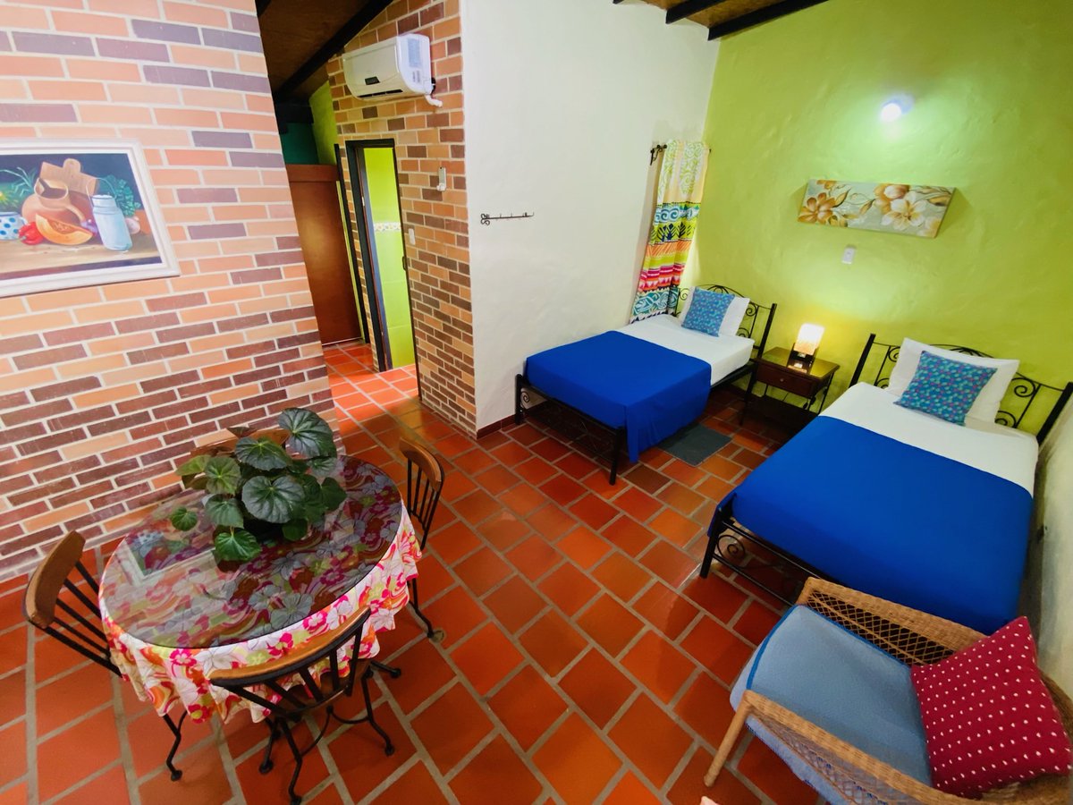 elsolposada's tweet image. Cuesta $0.00 apoyar un emprendimiento en Venezuela 🇻🇪

Esta es nuestra posada en San Cristóbal, estado Táchira. Regálanos un repost para que todos sepan que aquí los esperamos con un cafecito ☕️