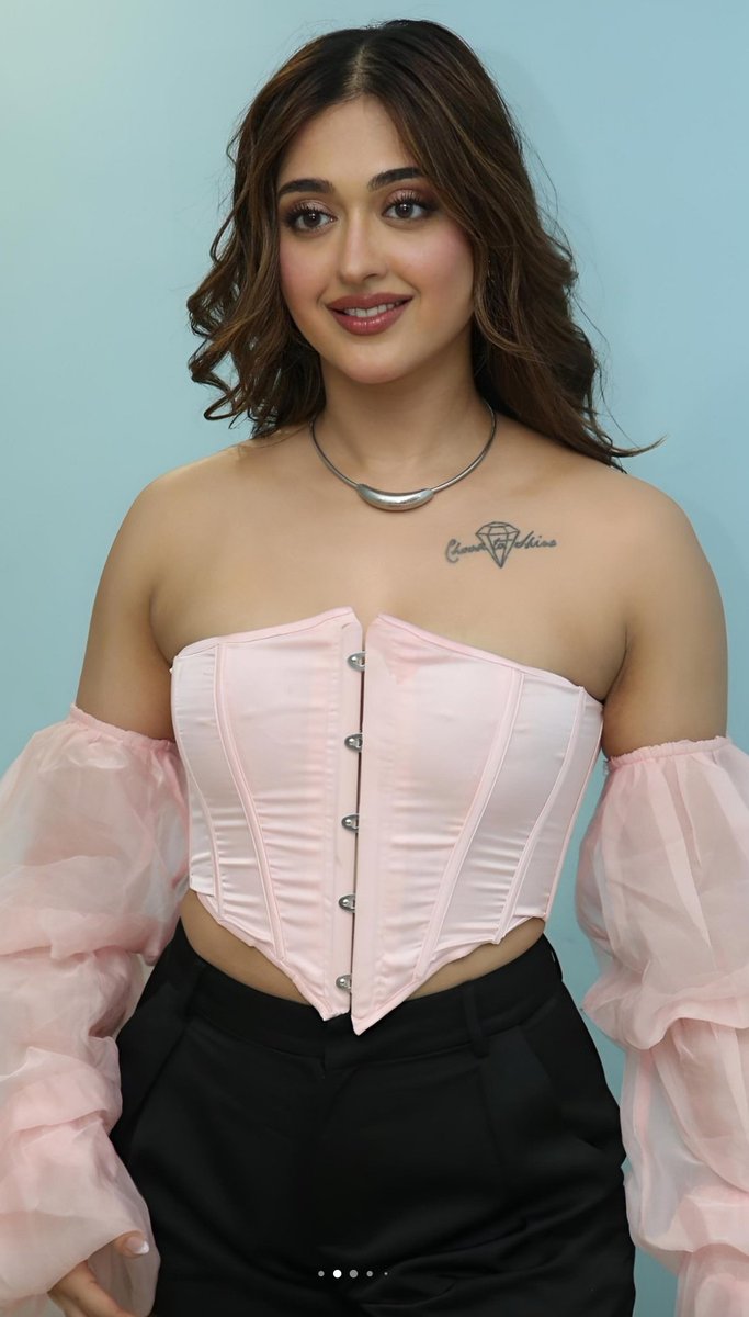 Timelessvoice81's tweet image. #Gayatribhardwaj at Cult teaser launch 😍❤️‍🔥
#cult