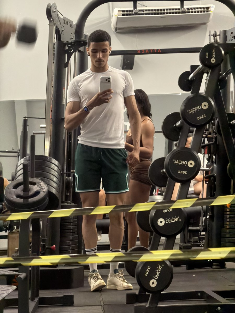 Vers Scar tweet media