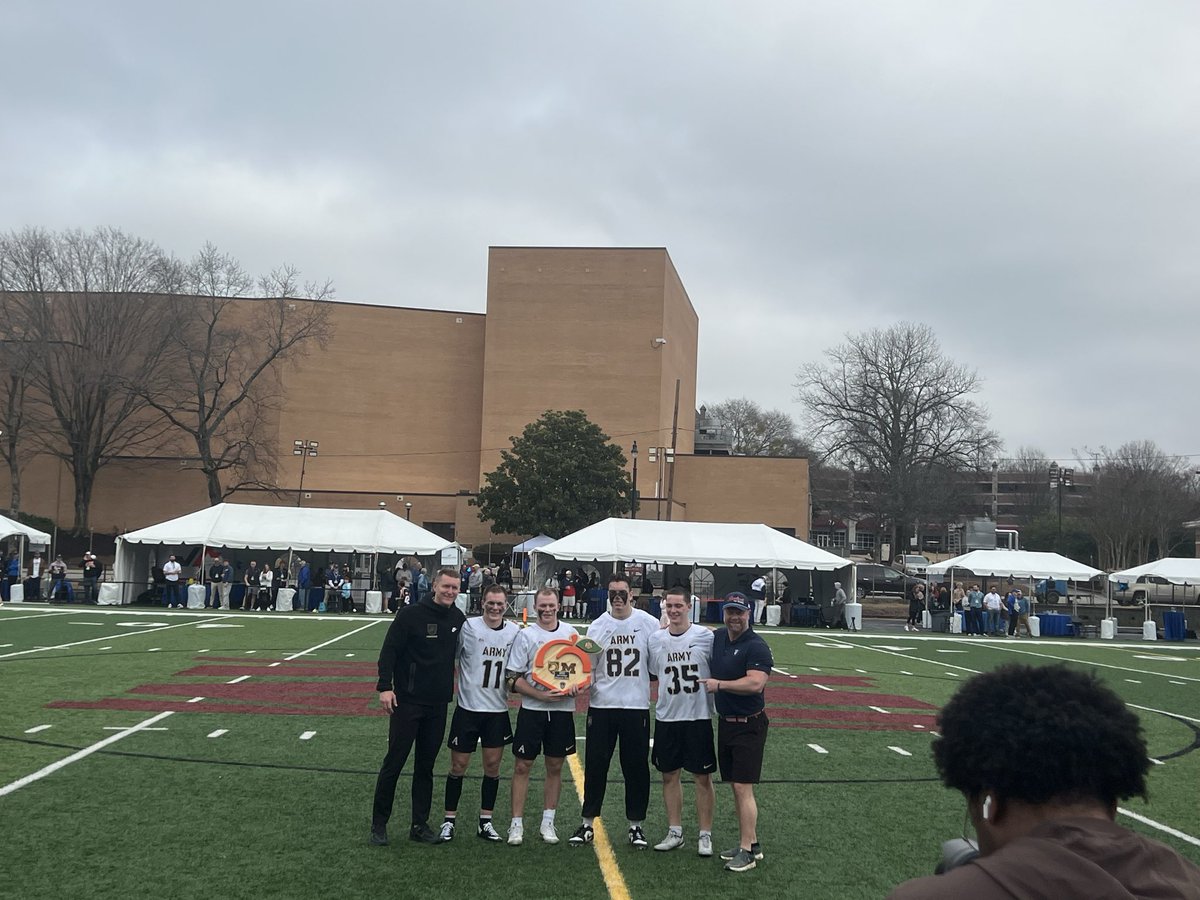 Kevin Brown tweet media