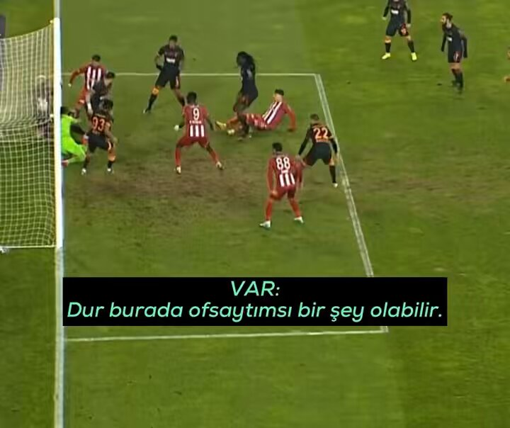 bbosports's tweet photo. Okan Buruk: Golümüz nizami. Kim ne derse desin. 1990'lı yıllarda bu pozisyonlara ofsayt veriyorlardı. 2026'da bu pozisyonlara ofsayt çalmak komedi. https://t.co/DNXfyFGHNv