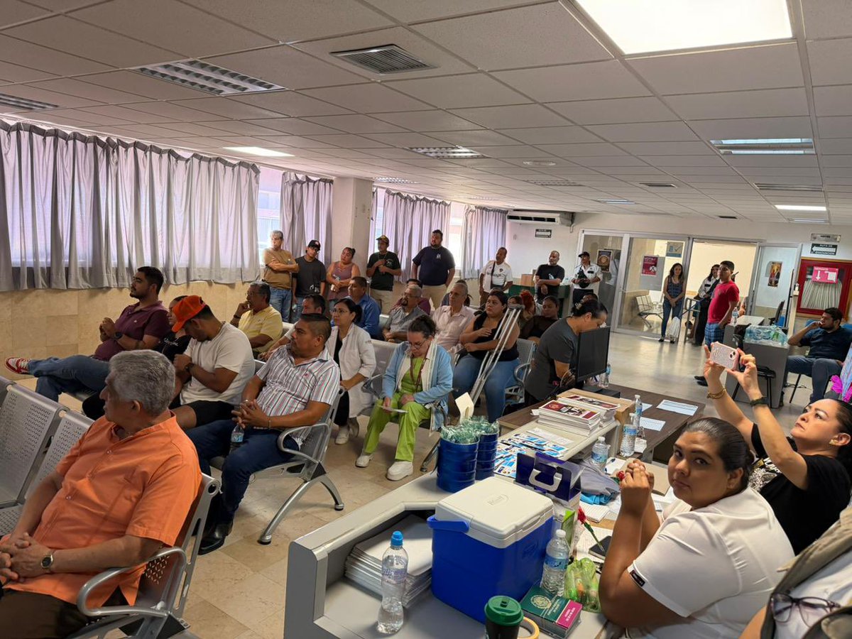 En Apatzingán, Zitácuaro, Lázaro Cárdenas y Zamora, Michoacán, también se realizaron las asambleas del programa La Clínica Es Nuestra