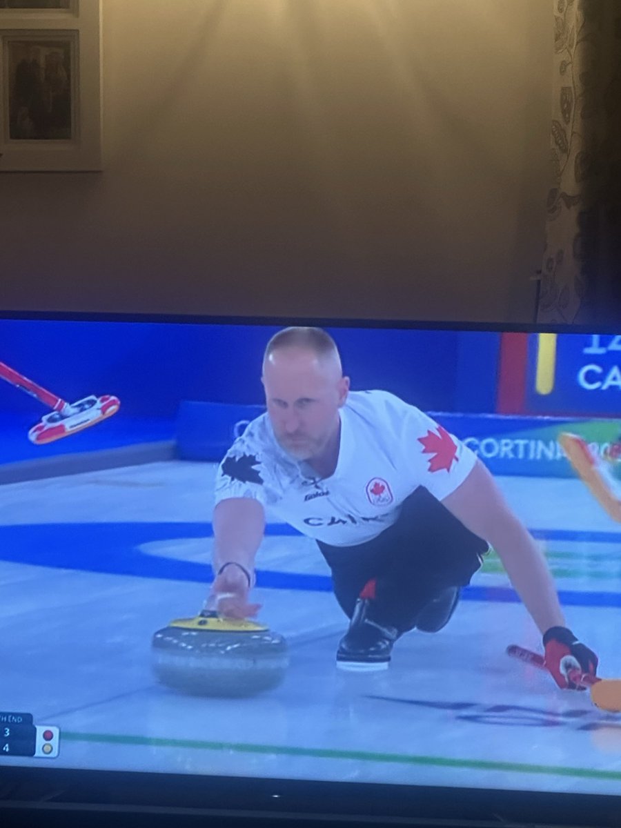 simon squirrell tweet media