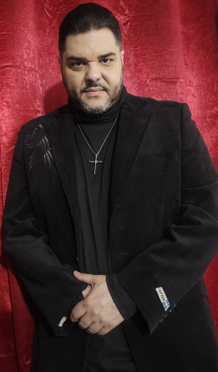 RazorBlade316 tweet media