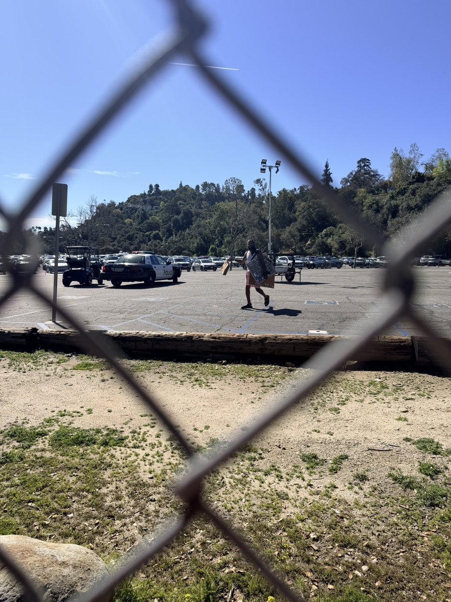 They wouldn’t let me in with my Pin Boards 🥺🥺