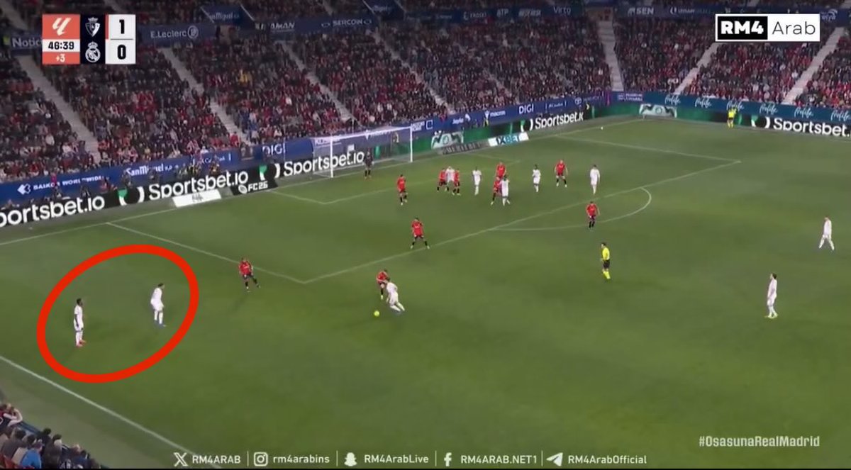 mansour0610_'s tweet image. Au haut niveau les joueurs qui ne respectent pas leur poste créent un gros déséquilibre.  
Vous pensez vraiment que le problème n’est pas lui alors qu’on a joué un match complet sans lui il y a une semaine ?
come on guys