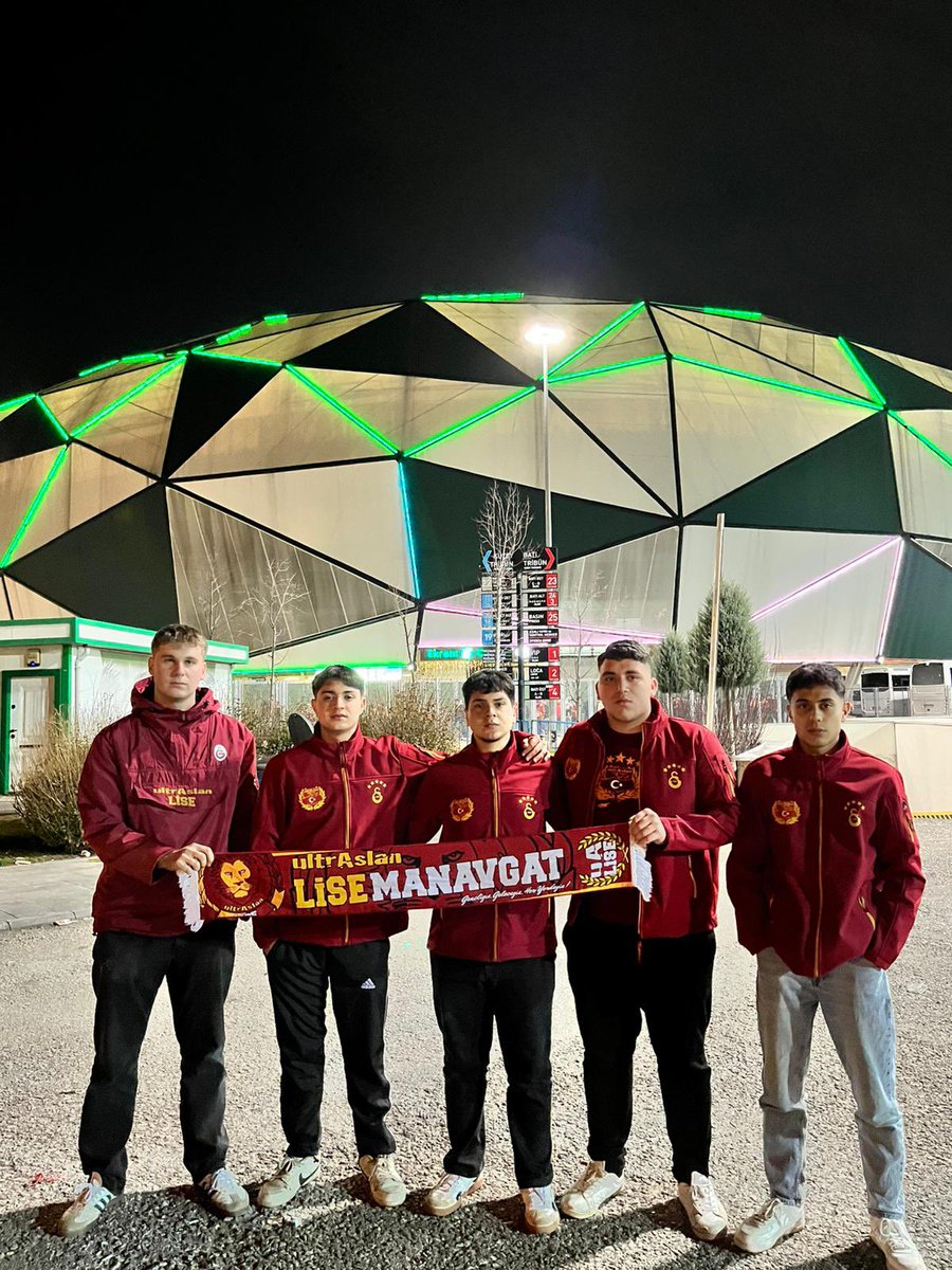 Takımımızı, konyaspor karşısında yalnız bırakmadık.

#uALiseManavgat