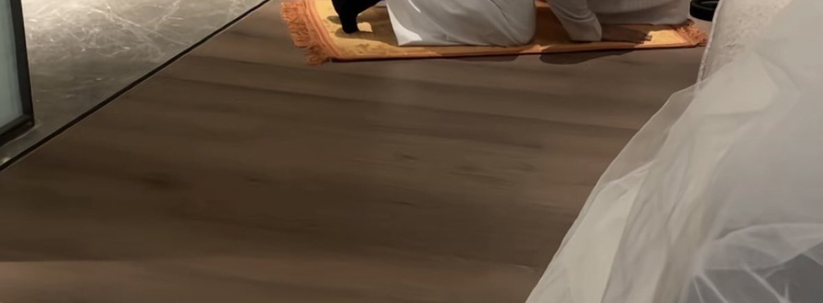 َََََ tweet media