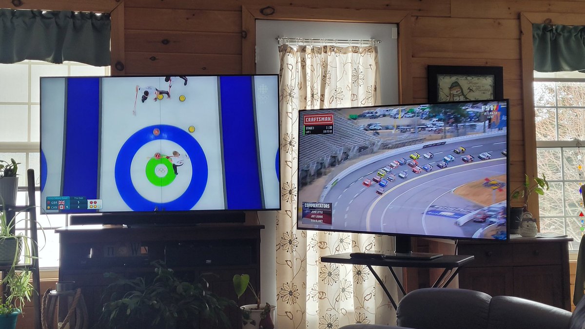 JanikeWaugh's tweet photo. When Canada is going for Gold and the Truck race is on you get creative!  Satellite TV and streaming.  #CottageLife #TMD @PPistone @TheMikeBagley https://t.co/8lCvvOFA89