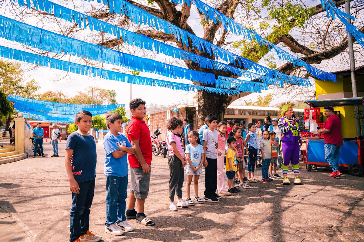 🥳😎 | Hoy, apoyamos a la Estructura de Nuevas Ideas Municipal San Matías en la organización de una exitosa Franja Infantil, en el marco de las Fiestas Patronales en honor a San Matías. La actividad incluyó juegos inflables, un trampolín, piñatas y la entrega de refrigerios para