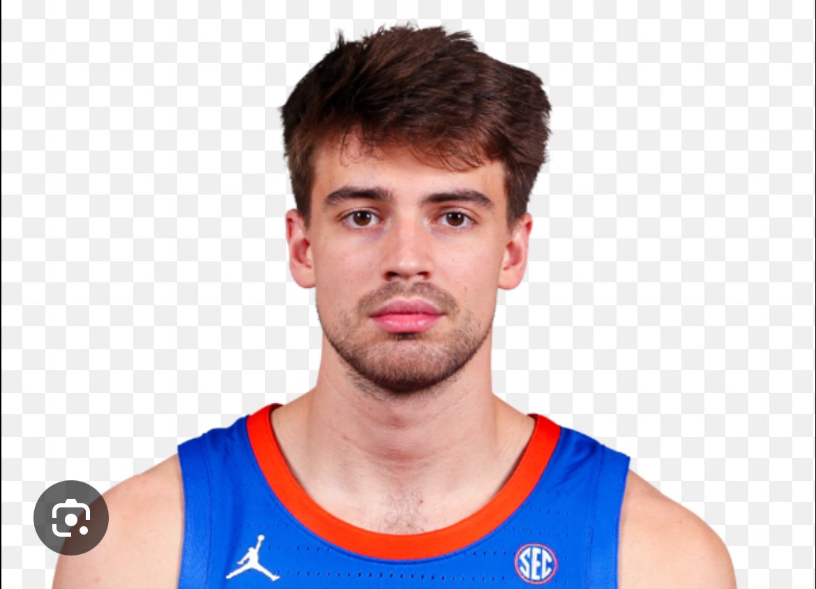 B2B 🔜 tweet media