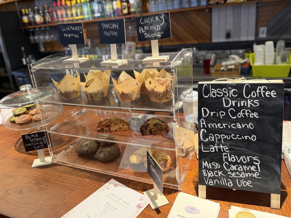 14850 Dining tweet media