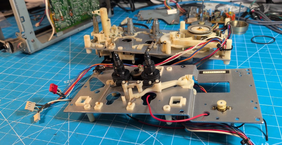 Nakamichi ZX-9 : transport service