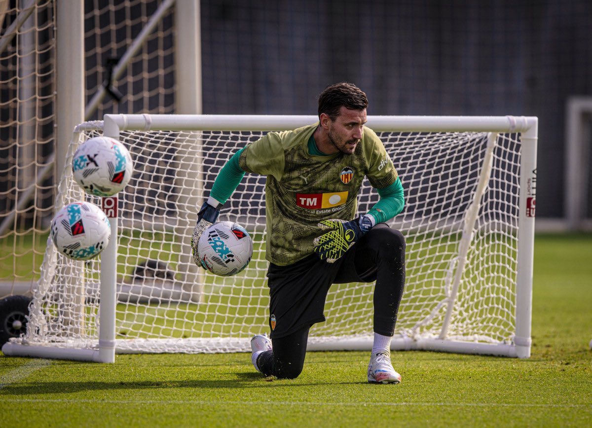 Solo Valencia CF tweet media