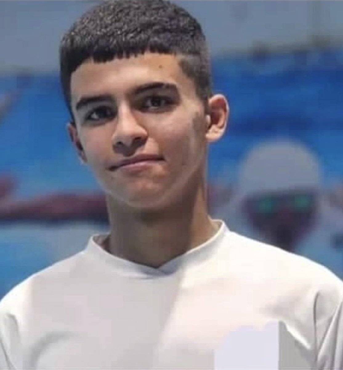 Sssccpp's tweet image. اگر رسانه‌ای نشوند، بی‌پناه‌تر میشوند. این بچه فقط ۱۷ سال دارد، تنها پناهش هستیم صدایش باشیم.
#شایان_هادیان