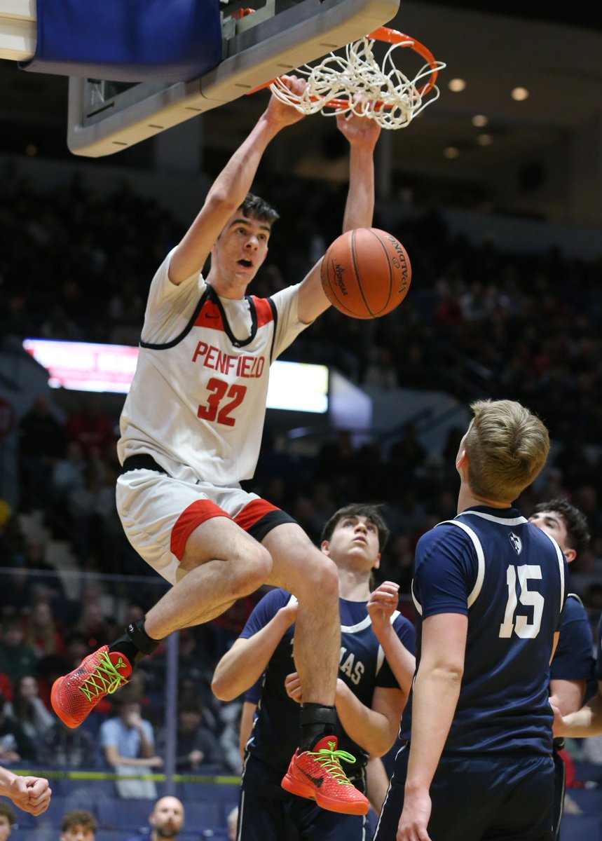 jjDandC's tweet image. .@DandC #RochesterNY HS Basketball

Top 10 team rankings going into sectionals by James Johnson &amp;amp; Justin Ritzel- bit.ly/4kLeC4e

@ERocBoysBBall @SecVBBasketball @GAHSBoysHoops @FCSDSports @PenfieldBball @mendonbball @SHSKnightsHoops #ROC @GatesChiliBball @ReporterRitz