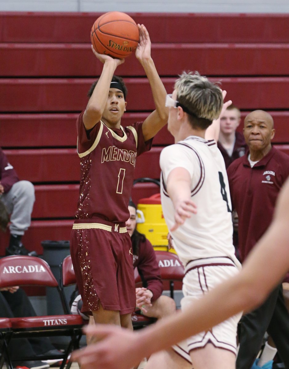 jjDandC's tweet image. .@DandC #RochesterNY HS Basketball

Top 10 team rankings going into sectionals by James Johnson &amp;amp; Justin Ritzel- bit.ly/4kLeC4e

@ERocBoysBBall @SecVBBasketball @GAHSBoysHoops @FCSDSports @PenfieldBball @mendonbball @SHSKnightsHoops #ROC @GatesChiliBball @ReporterRitz