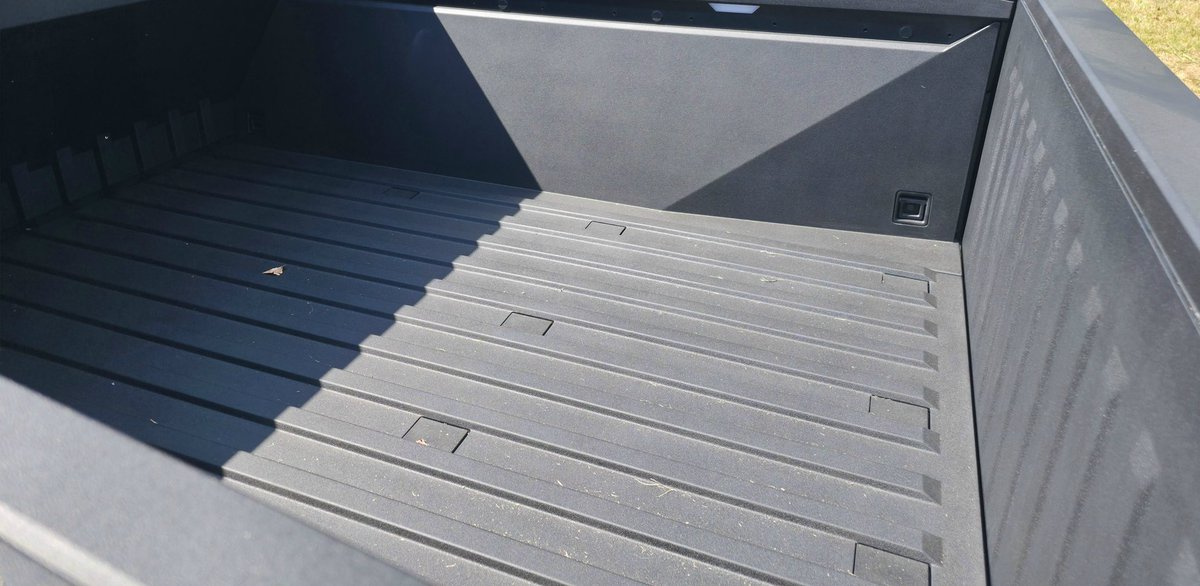 Lamar MK tweet media