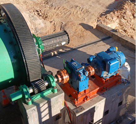 aurynmining's tweet photo. Feb 16 - drilling of the slab for the installation of anchor bolts on the filter platform, installation of impact and return rollers, mill motor installation, tensioning of conveyor belt 3. https://t.co/bcHVZzuCWn