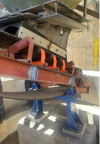 aurynmining's tweet photo. Feb 16 - drilling of the slab for the installation of anchor bolts on the filter platform, installation of impact and return rollers, mill motor installation, tensioning of conveyor belt 3. https://t.co/bcHVZzuCWn