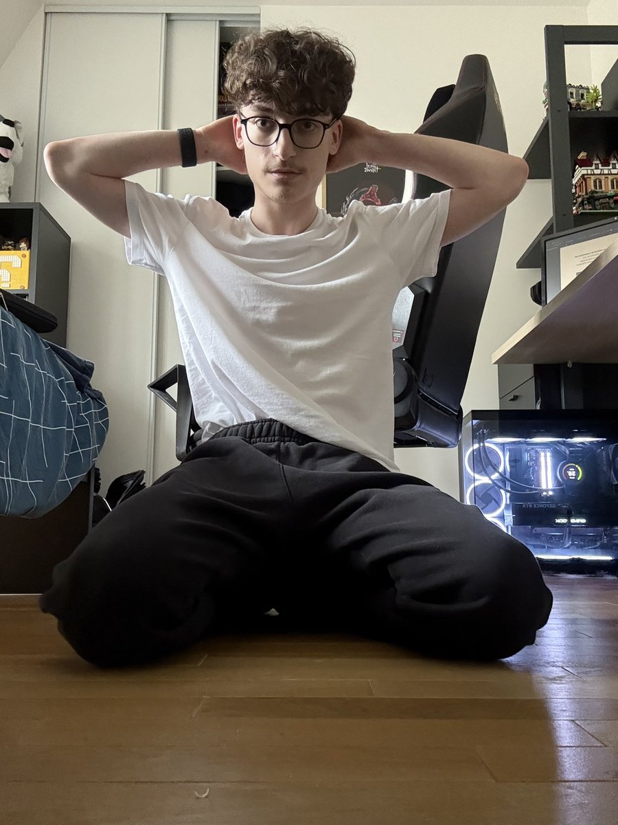 legay_5002 (9.2k)🇫🇷 tweet media