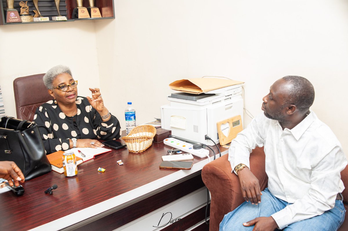 We were honoured to welcome broadcasting icon &amp; co-chair of @propoornetwork, Mrs Bimbo Oloyede , to the DevReporting office. 

She shared insights into telling compelling stories with the team and was presented with DevReporting commemorative items.