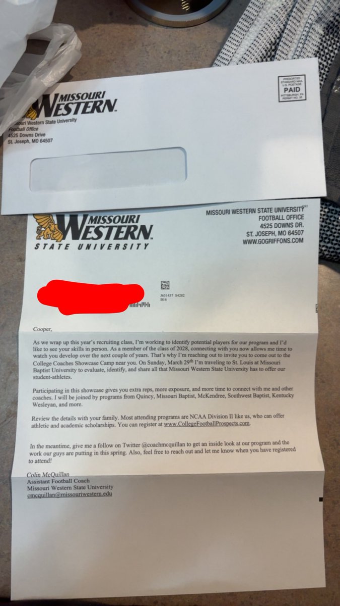 Cooperwatson141's tweet photo. Thank you @coachmcquillan for the camp invite!! @Exit99Sports @JacksonHS_FB @youareathlete https://t.co/vC4UZGKahN