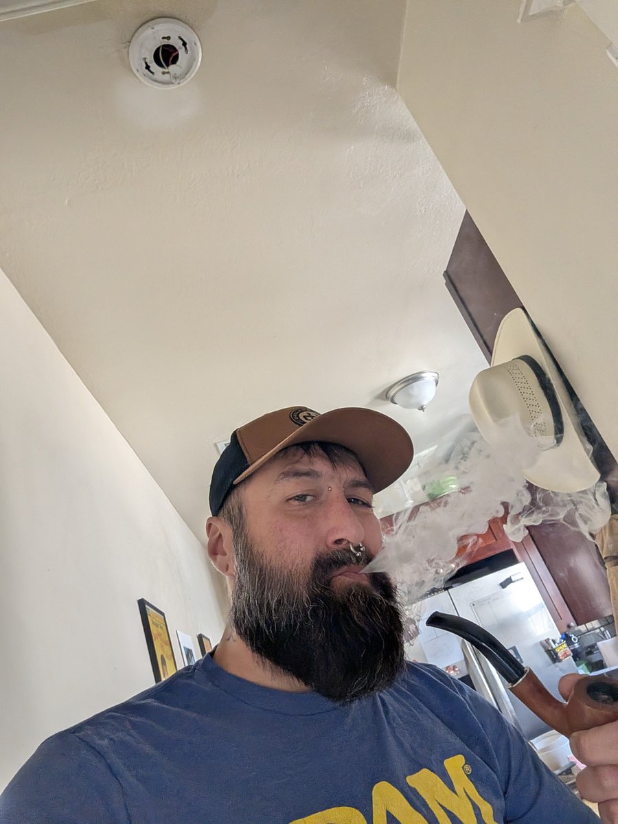 LumberSnack tweet media