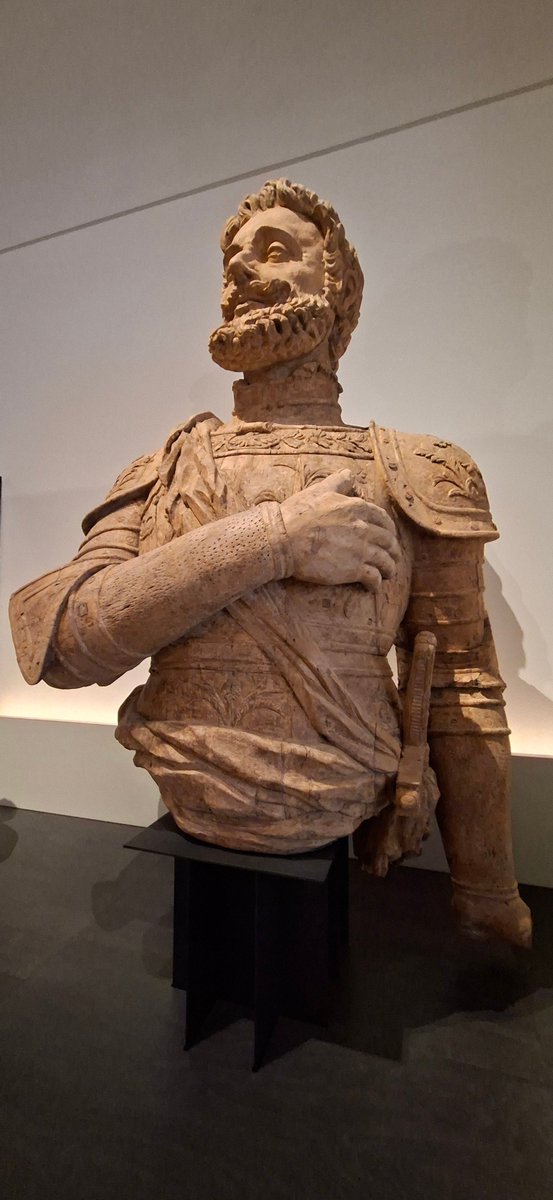 romainrevert's tweet image. Figurehead from the Henri IV ship. 1848. Sculpture workshop at the Cherbourg arsenal. Stripped Swiss pine.

#reference #3d #art