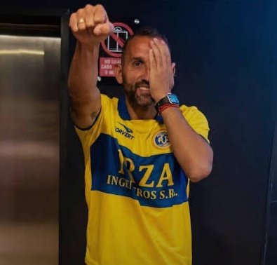 RECORD MUNDIAL 🏅
Con 41 años y 312 días, <a href="/Hernanbarcos/">Hernán Barcos</a> se convierte oficialmente en el jugador más longevo a nivel mundial en marcar un Hat Trick en una liga de Primera División.
Lo que hace más grande el récord es que anotó los 3 goles en solo 13 minutos.
¡PIRATA INACABABLE!
