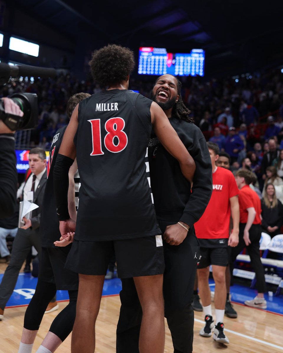 Cincinnati Men’s Hoops tweet media