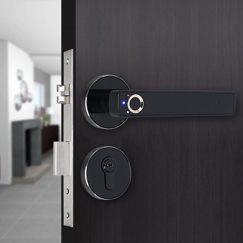 UnicunShop's tweet image. Tired of fumbling for keys? 🗝️  Our Smart Keyless Door Lock lets you unlock with your fingerprint! 😎  Boost your home security &amp;amp; convenience - check it out! unicun.com/product/smart-…  #smarthome #security #keylessentry
