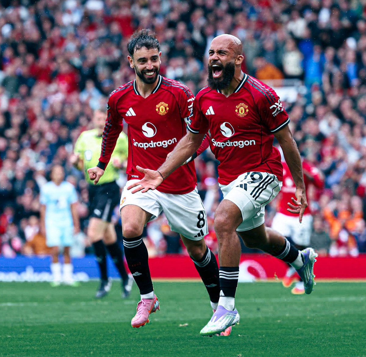 NewesT_PromoteR's tweet photo. I see Man Utd in your bio = follow. 
I see Arsenal in your bio = follow. 
I see Chelsea in your bio = follow. 
I see Barca in your bio = follow
I see Liverpool in your bio = follow. 
I see football in your bio = follow. 

We small accounts need to stick together ❤️ https://t.co/LlwMBgjeAy
