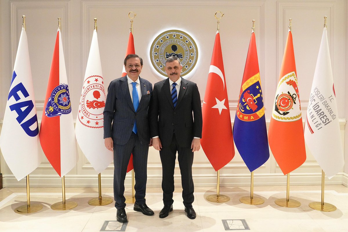 İçişleri Bakanımız Sayın Mustafa Çiftçi‘yi ziyaret ederek, hayırlı olsun dileklerimizi ilettik.